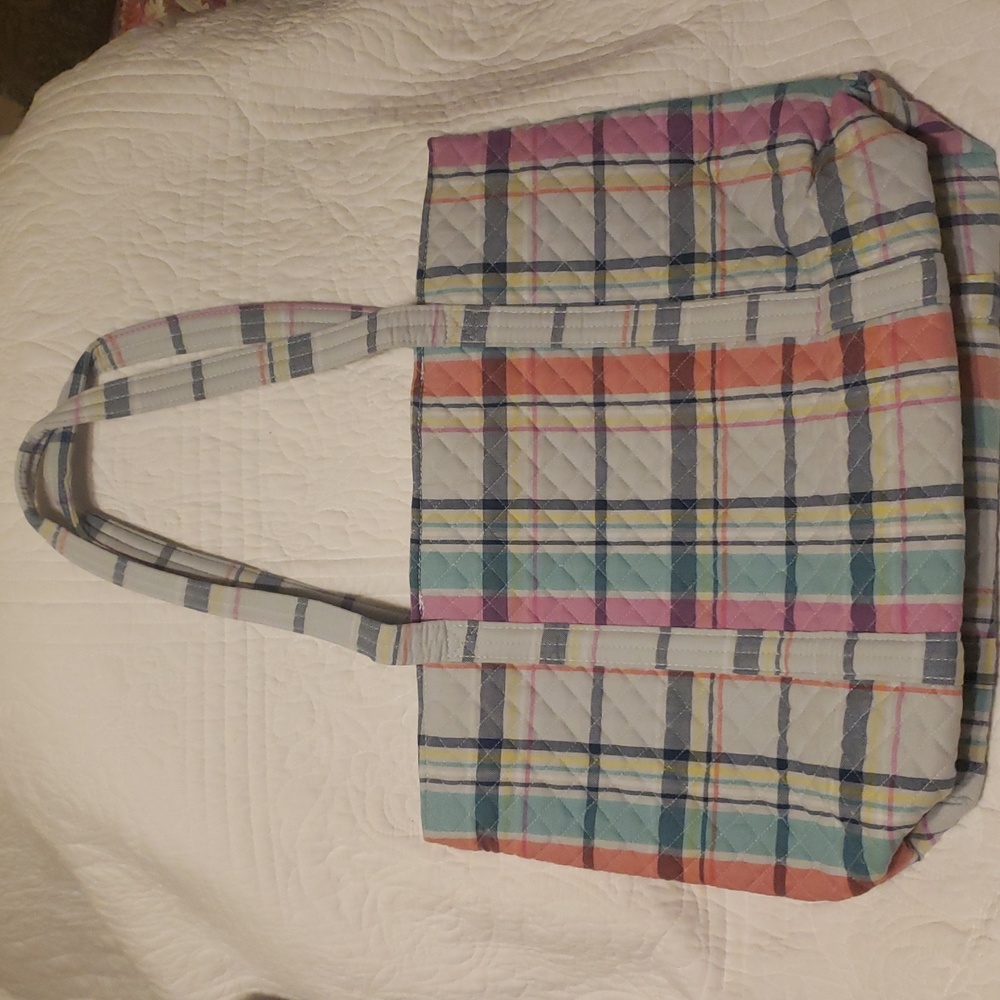 VERA BRADLEY LARGE VERA TOTE in Pastel Plaid - Picture 2 of 4